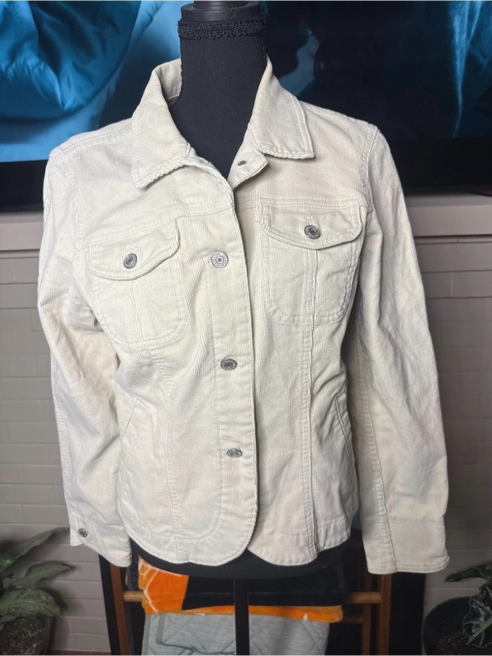 GAP Light Cream Button-Front Denim Jacket